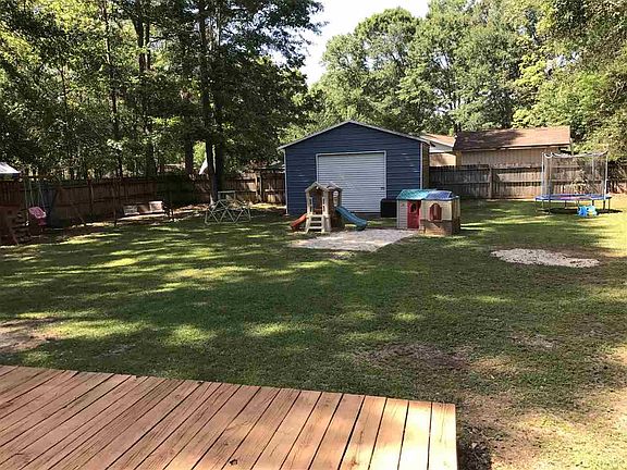 5th image of 1304 Woodfield Dr