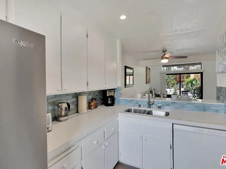 48255 Monroe St #56 — Photo 6