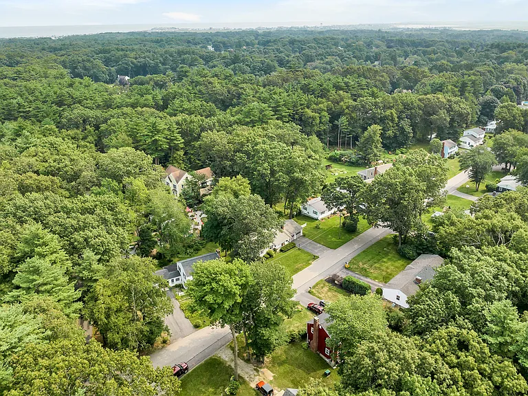 43 Milbern Ave — Photo 30
