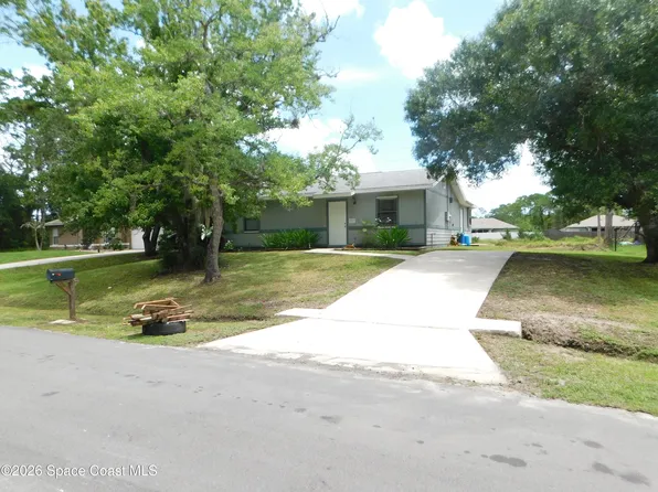 451 Higgs Ave NW, Palm Bay, FL 32907