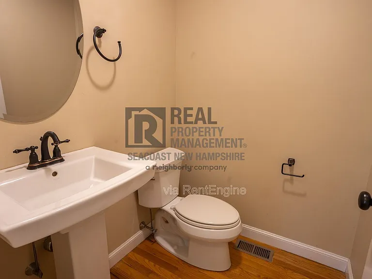 8 Winslow Dr — Photo 14