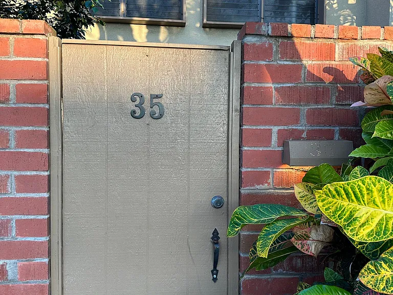 6370 Hawaii Kai Dr #35 — Photo 33