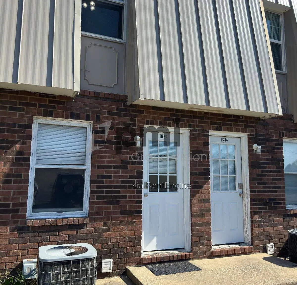 2 bed, 1.0 bath, $861 — Photo 2