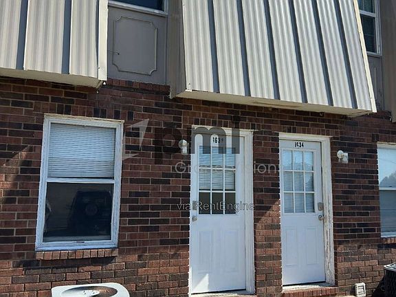 2nd image of 1630 University Dr