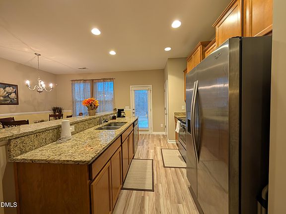 4th image of 2809 Benevolence Dr