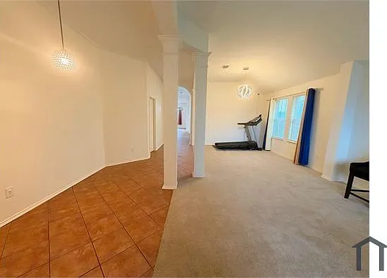 5601 Piedra Dr — Photo 3