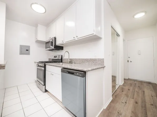 15925 Victory Blvd, 15925 Victory Blvd #117202, Van Nuys, CA 91406
