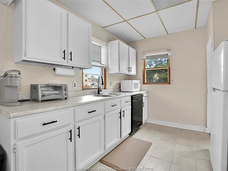 336 Josephine Ave #1 — Photo 9