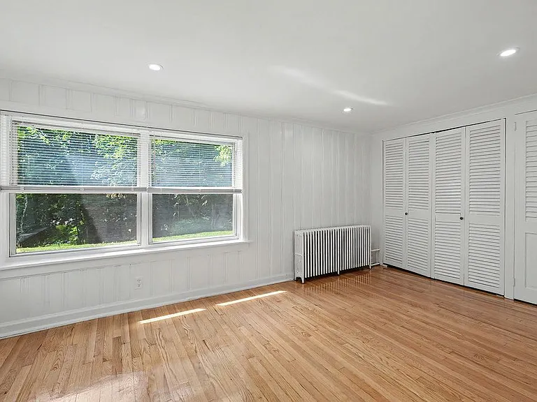 111 N Broadway #T5 — Photo 10