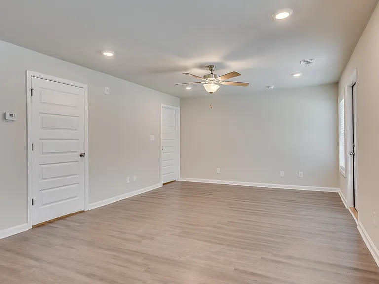 101 Little Rock Dr — Photo 56