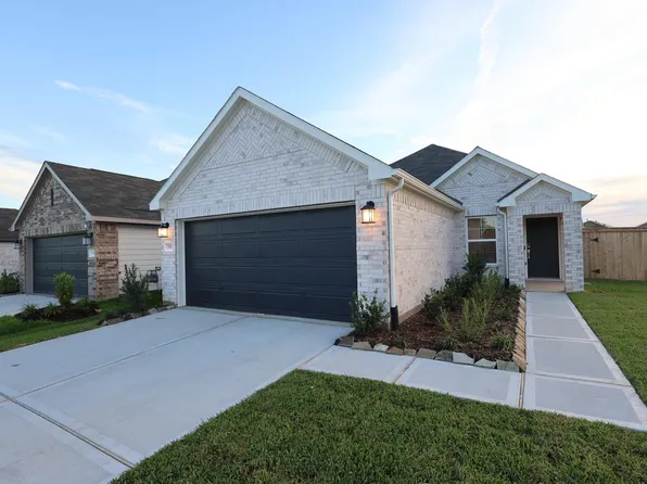 737 Falling Cave Dr, Willis, TX 77378