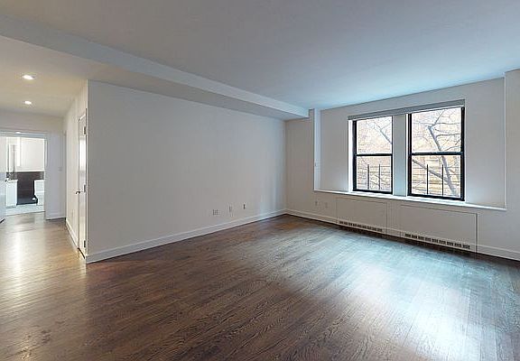 4th image of 666 W End Ave APT 4RS