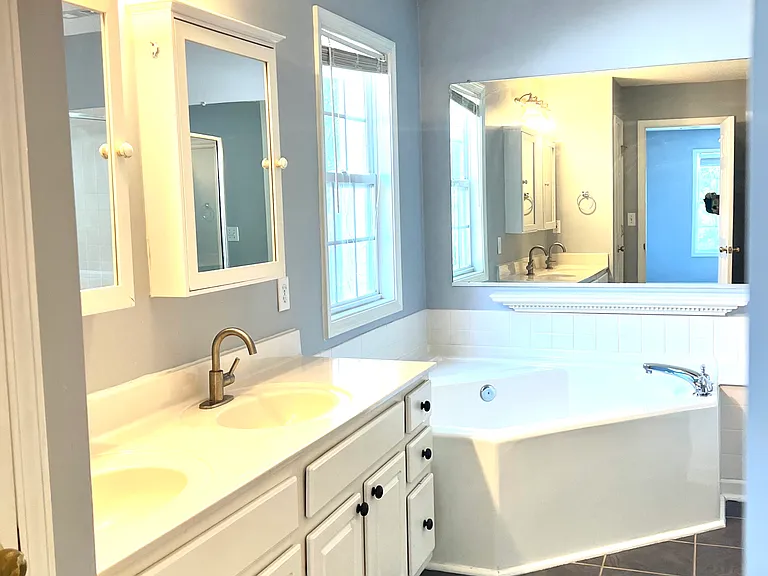 3243 Cheswick Dr — Photo 24