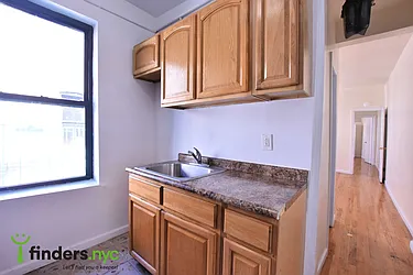 Rented by Clove Realty LLC