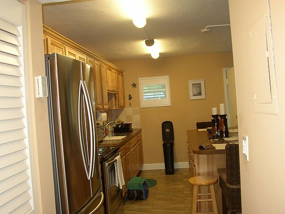 4th image of 92550 Overseas Hwy APT 102