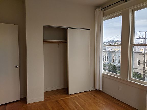 4th image of 111 Cypress St #A