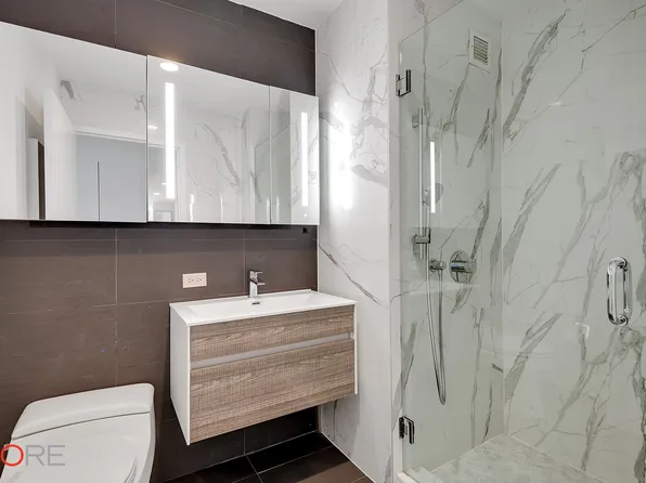 305 West 16th Street image 6 of 14