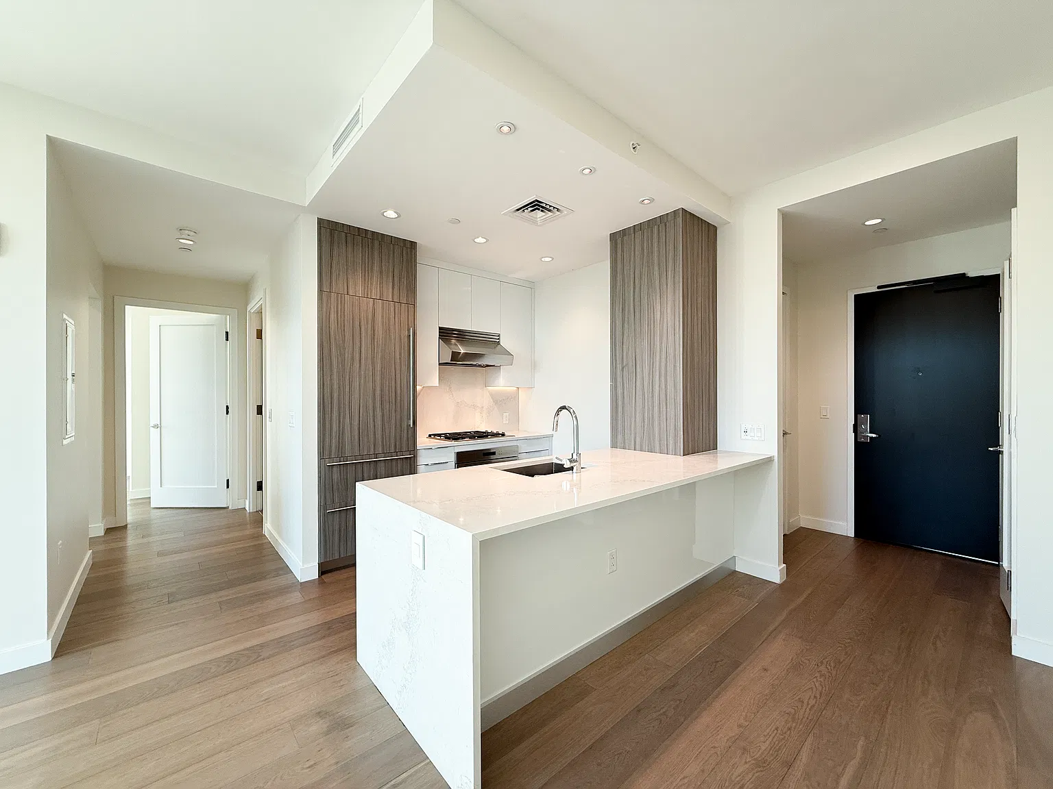 188 Brookline Ave — Photo 2