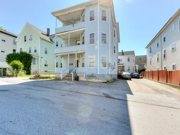 71 Esther St, Worcester, MA 01607