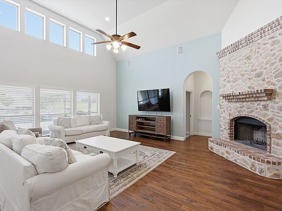 2nd image of 13850 James Ranch Ct