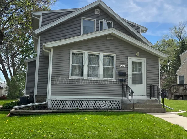 1010-10 1/2 St SE #2, Rochester, MN 55904