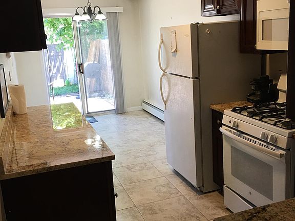 5th image of 61-15 218th St #1