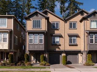 8005 Douglas Ave SE, Snoqualmie, WA 98065