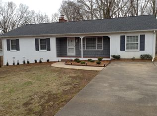 908 Parkwood Rd, Shelby, NC 28150
