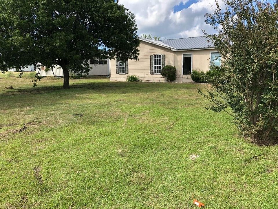 2nd image of 19255 Horseshoe Dr