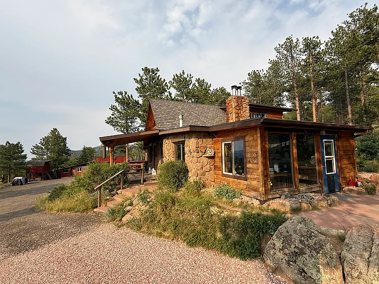 900 Spruce Dr — Photo 7