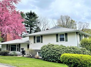 32 Ridge St, Montrose, PA 18801