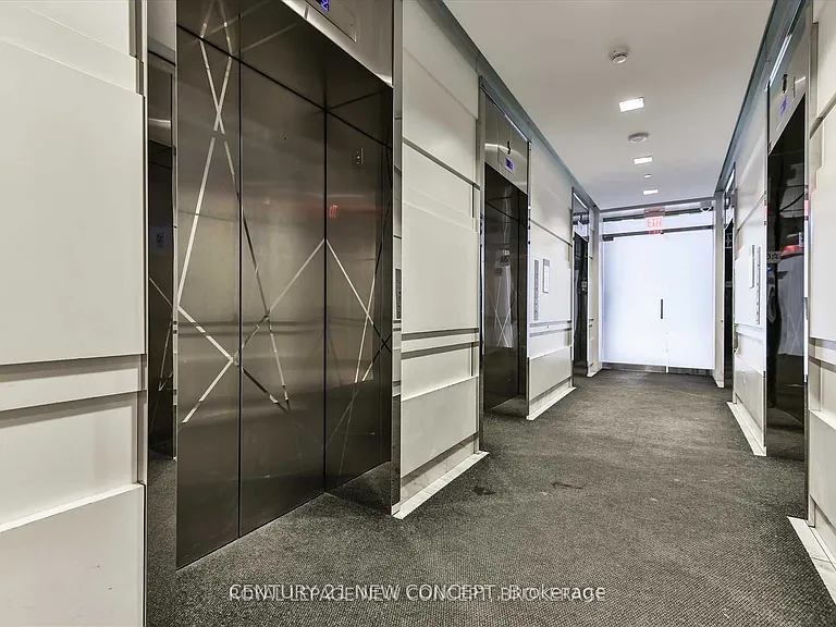 14 York St #1502 — Photo 7