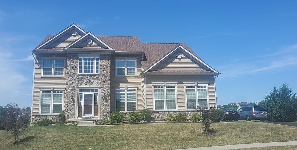 1st image of 708 Waterbird Ln