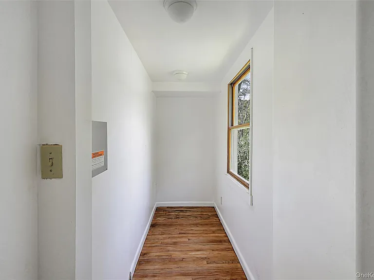 222 Bog Hollow Rd — Photo 25