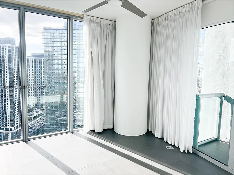 888 Biscayne Blvd #3701 — Photo 11