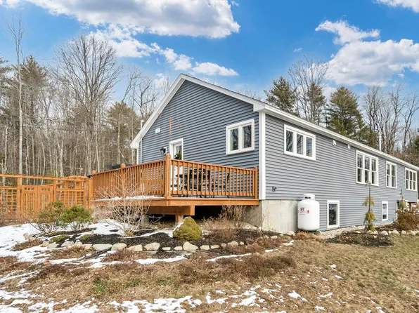 7 Pollock Drive, Pownal, ME 04069