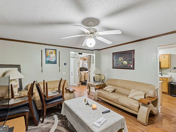 5th image of 5319 Sapphire Cir