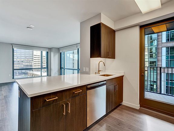 5th image of 103 Polk St #1212
