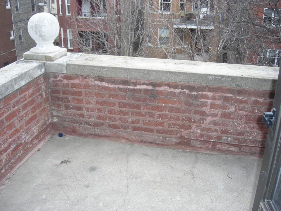 2nd image of 2318 W Rice St APT 2F