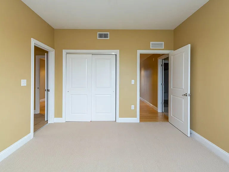 422 E Kirkwood Ave — Photo 45