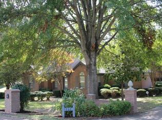 202 Birch Dr, Batesville, MS 38606