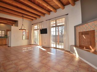 4120 Whispering Wing Rd, Santa Fe, NM 87507