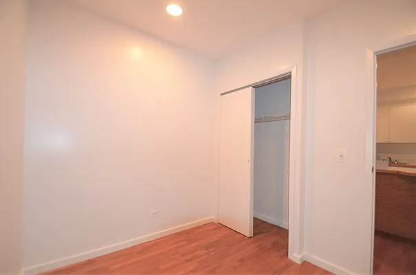 Rented by CITY SKYLINE REALTY INC | media 7