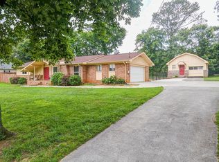 214 Norris Cir, Tunnel Hill, GA 30755