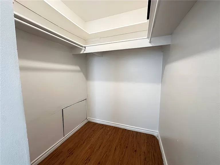 1213 W Terrace Blvd — Photo 21