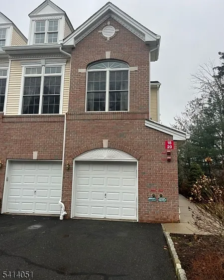 18 Ashley Ct — Photo 28