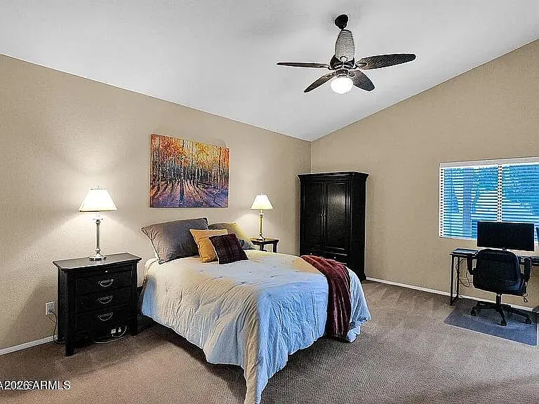 8979 E Gail Rd — Photo 15