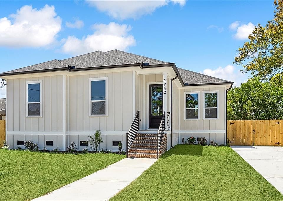 1st image of 4942 Papania Dr