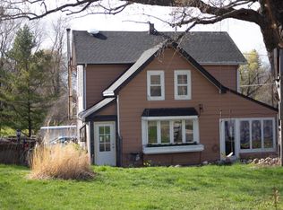 1817 Washington Ave, Cedarburg, WI 53012