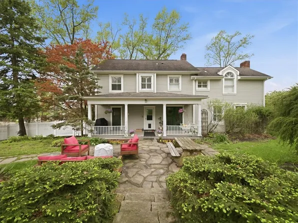 4506 Middle Rd, Allison Park, PA 15101